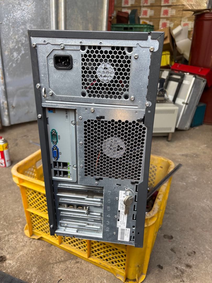 M62富士通PRIMERGY TX150 S7サーバータワー型パソコン通電確認済