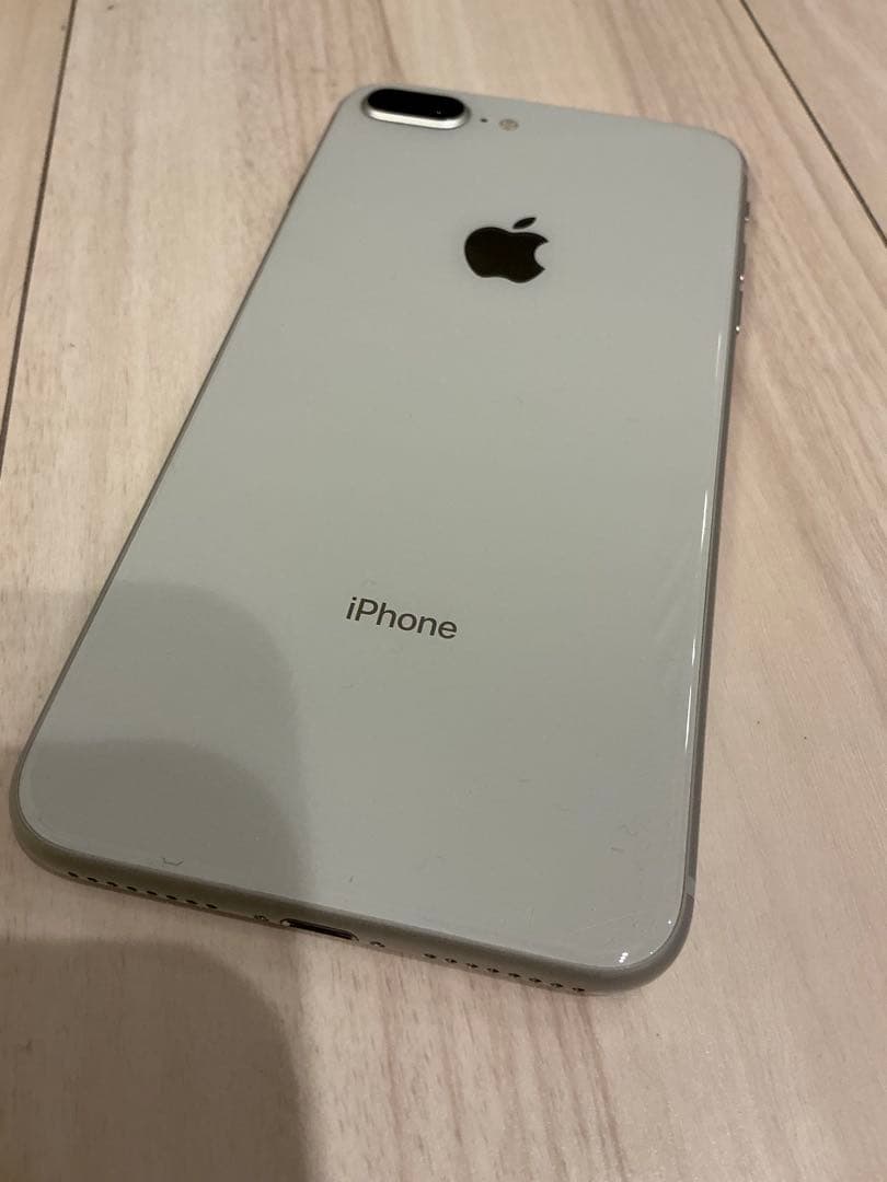 Apple iPhone 8Plus シルバー256GB