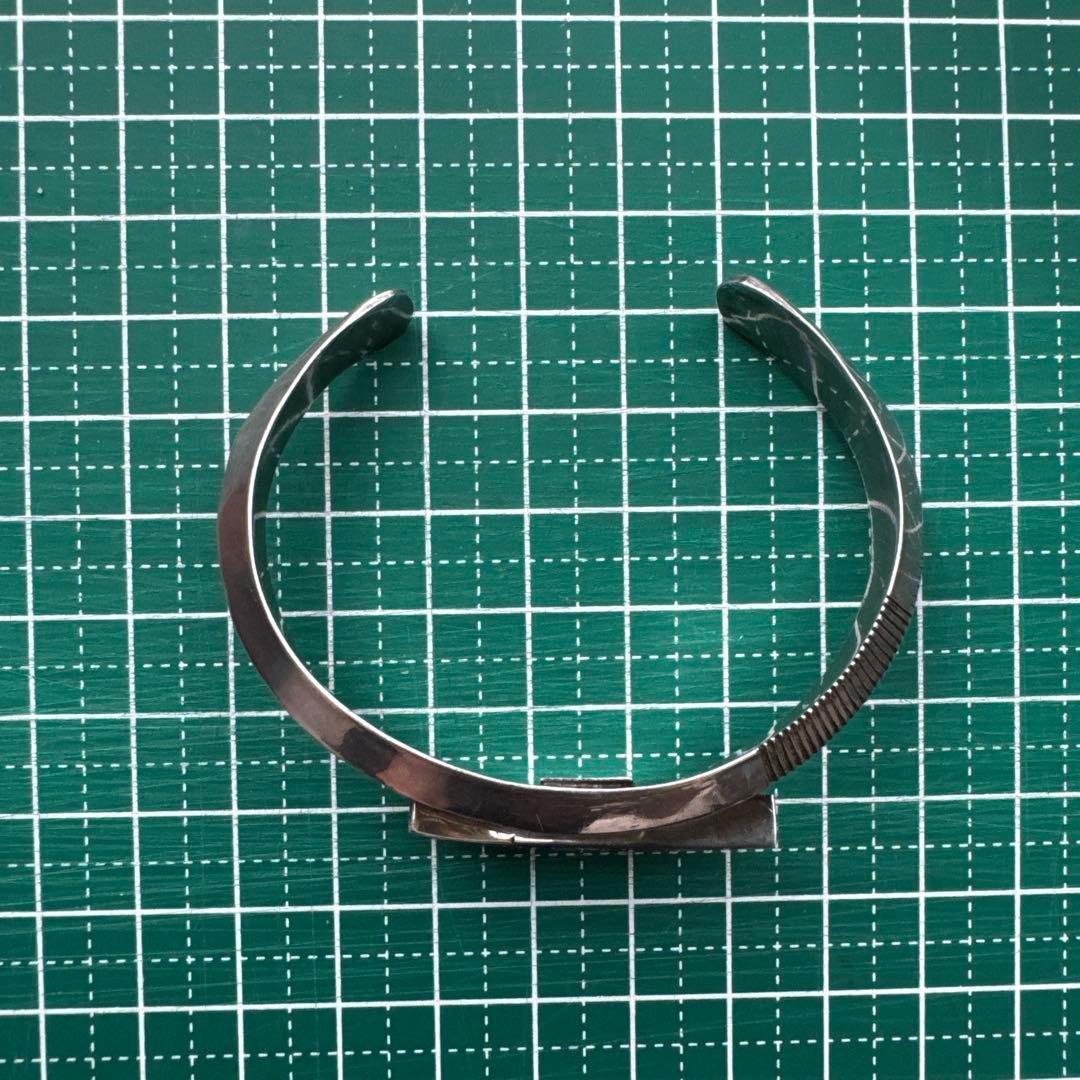 ズニ族　シルバー 多色ストーンインレイ バングル