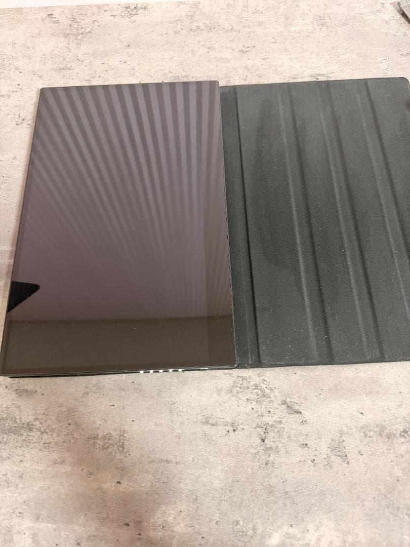 持ち運びモバイルモニター　13.3インチ