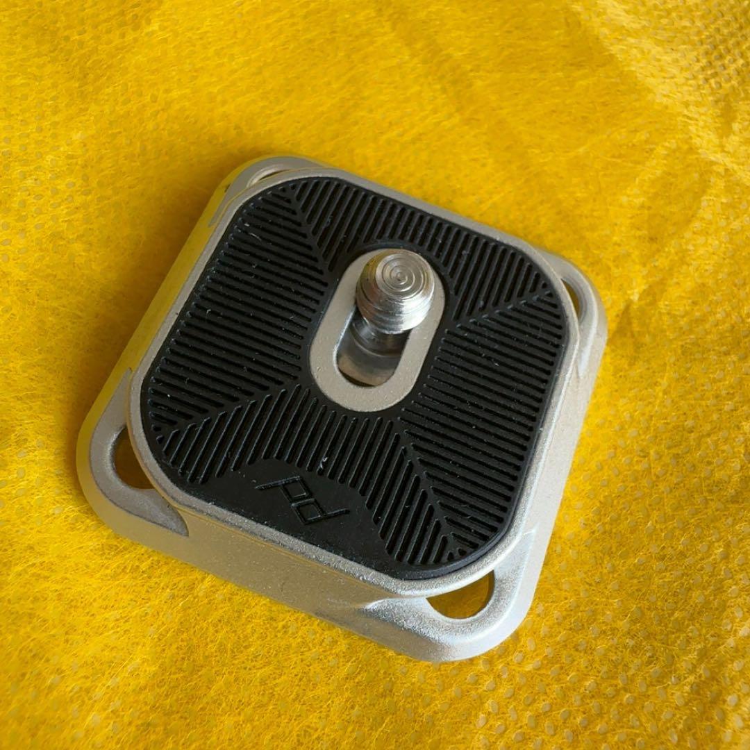 匿名発送 Peak Desing ピークデザイン キャプチャー V3 シルバー