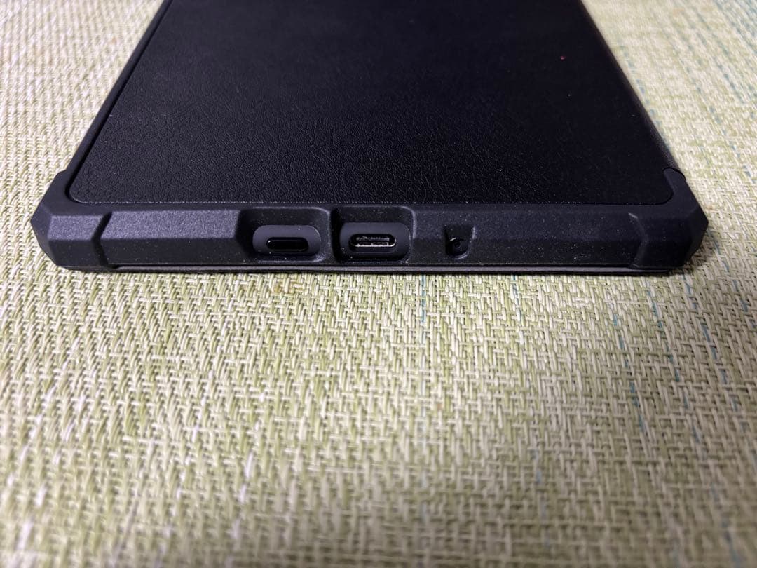 カバー付／Kindle Paperwhite 11世代　8GB 広告なし