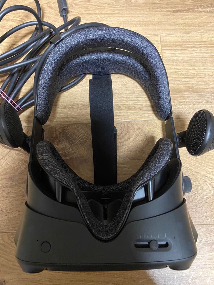 新品同様 VALVE INDEX ヘッドセット VRゴーグル