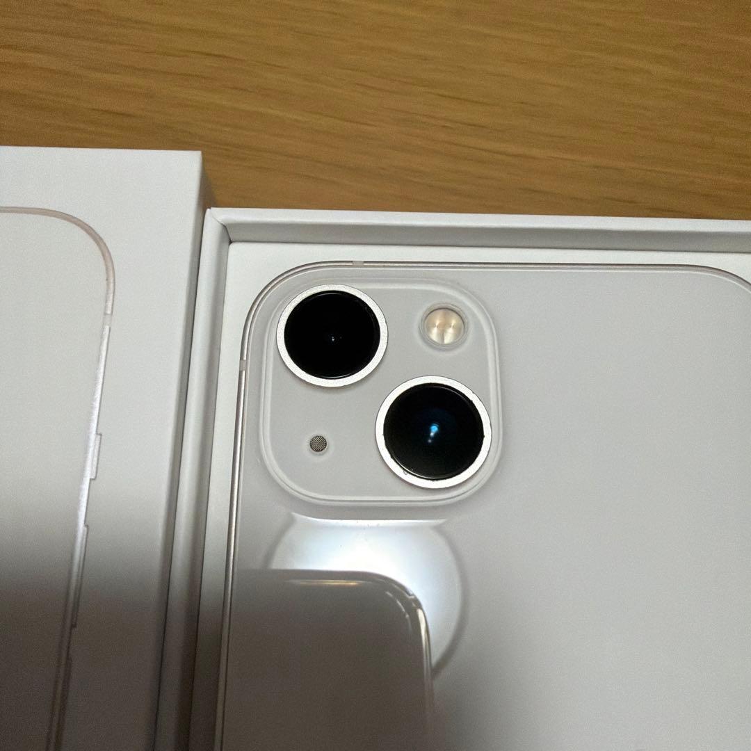 【美品】Apple iPhone13 本体256GB スターライト simフリー
