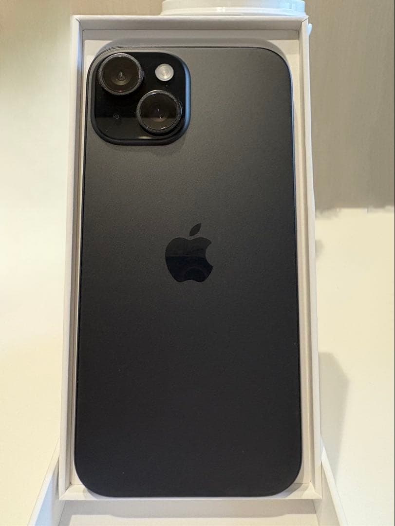 Apple iPhone 15 256GB SIMフリー　ブラック 本体