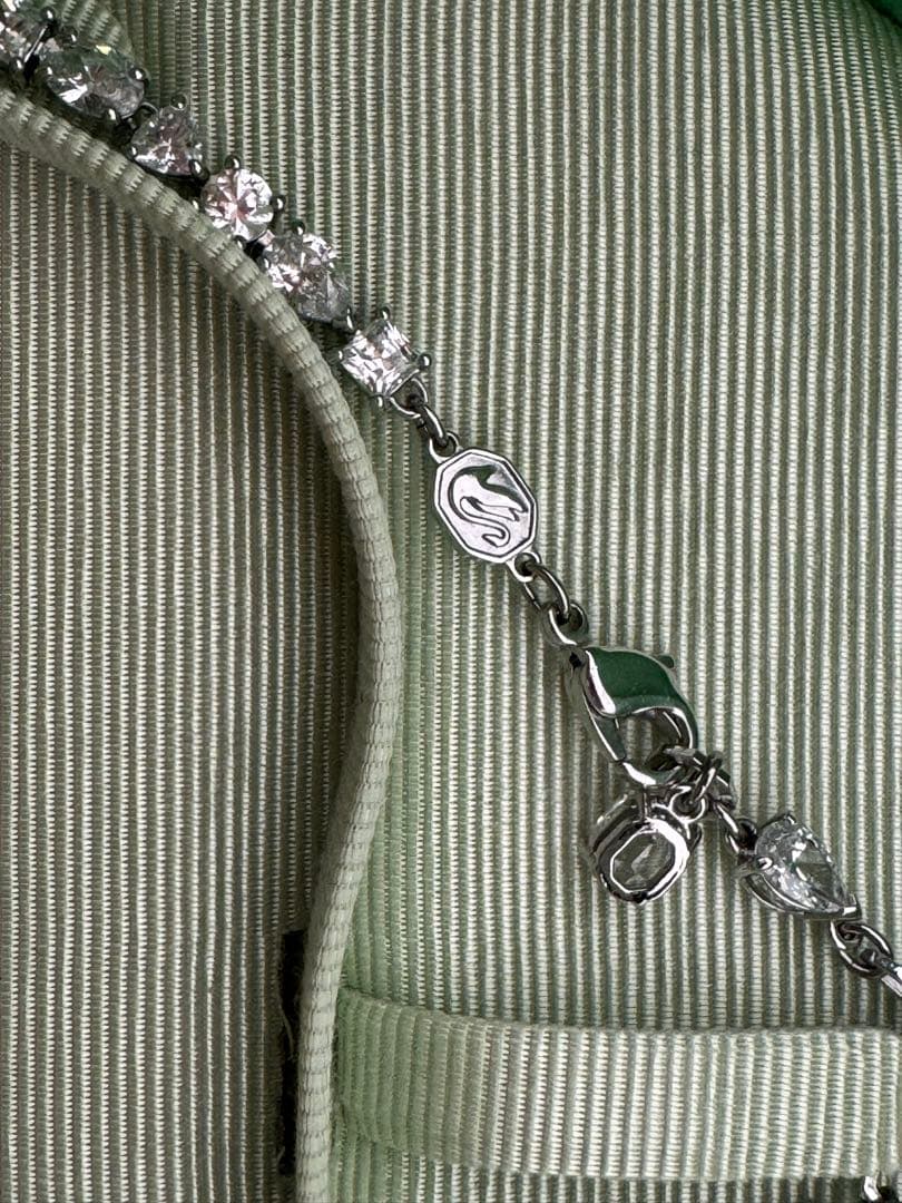 Swarovski Mesmera ネックレス ミックスカット, ホワイト