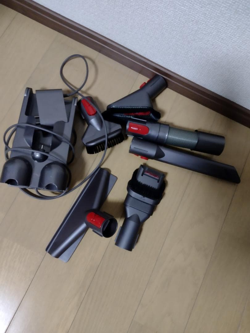 ダイソン★digital slim★SV18★バッテリー新品と同等★4