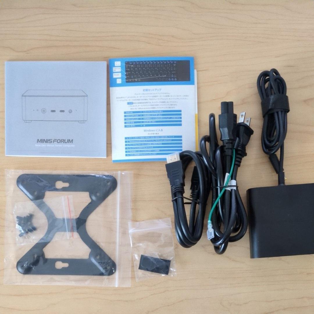 ミニPC MINISFORUM UM790Pro DDR5 64GB 1TB SSD