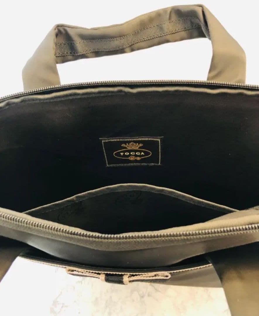 トッカ パソコンバッグ PCバッグ TOCCA ブラック　 雑誌掲載