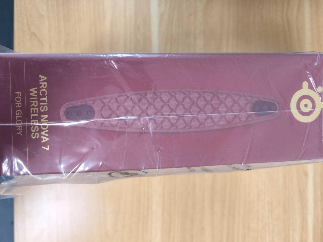 ヘッドホン SteelSeries Arctis Nova 7 Dragon Edition