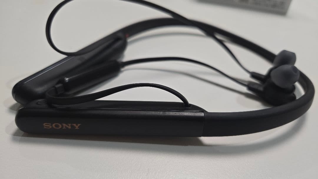 SONY WI-1000XM2 ワイヤレスイヤホン　美品