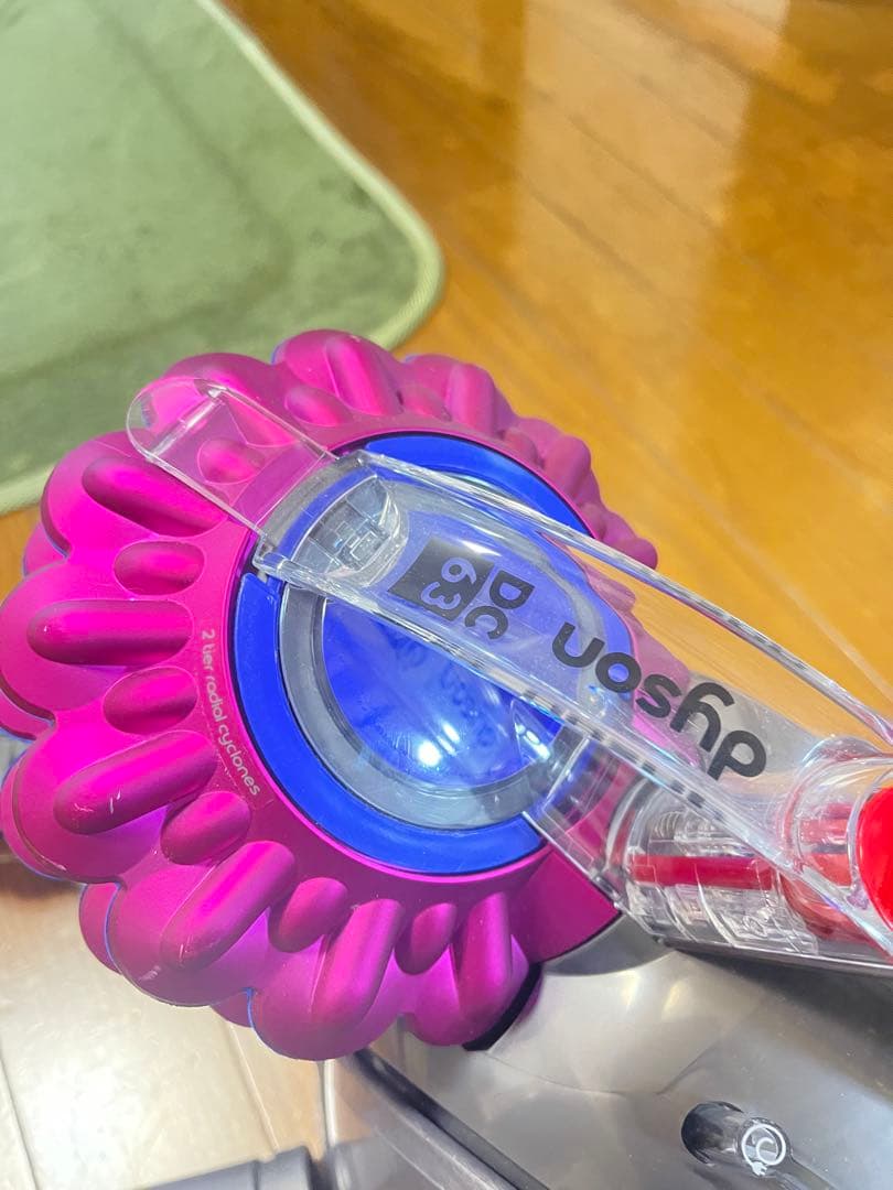 dyson ＤＣ63 掃除機 本体