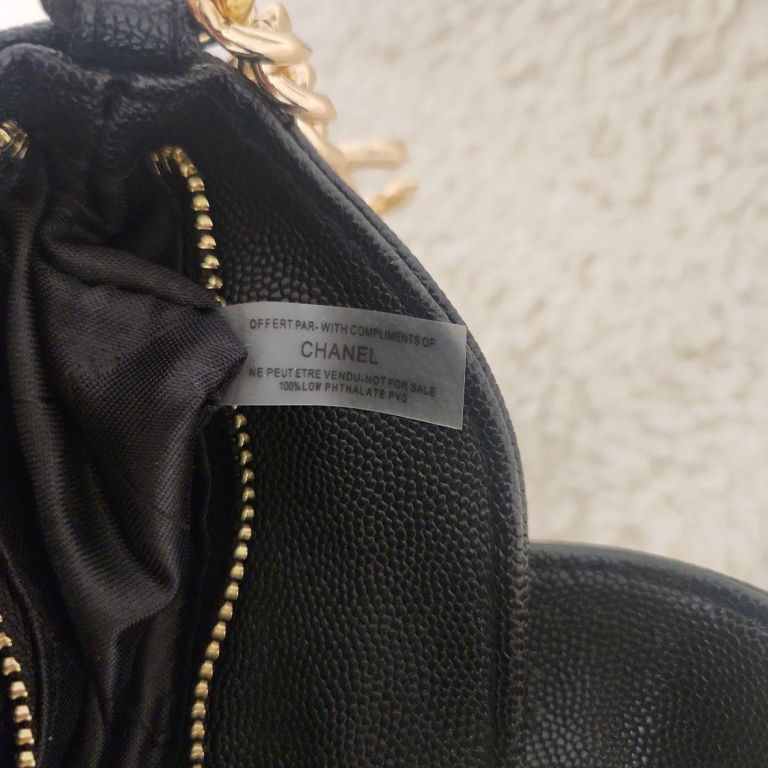 CHANEL　ノベルティ　ショルダーバッグ　シャネル