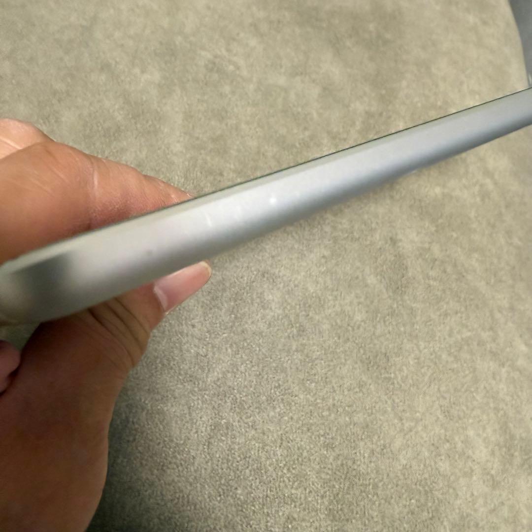 ★Apple iPad 第７世代 Wi-Fi 128GB☆程度良好☆★