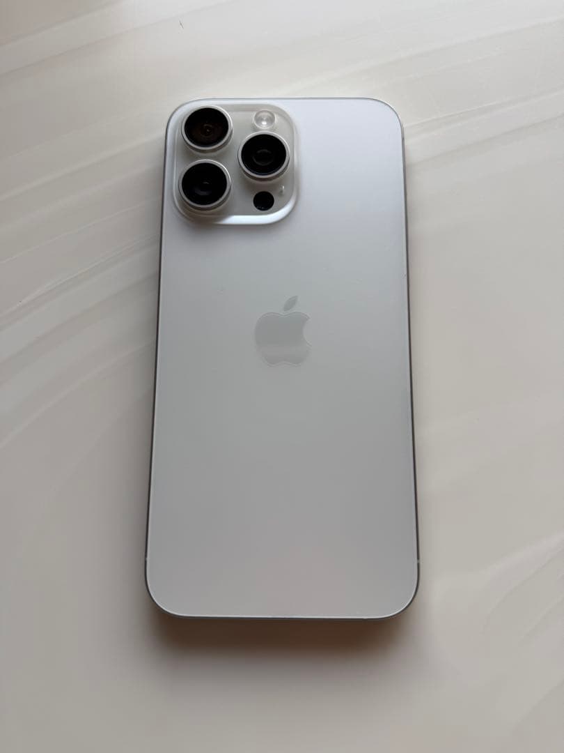 iPhone15 ProMax 512GB ホワイトチタニウム SIMフリー箱付