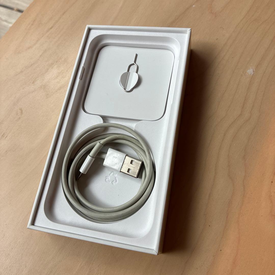 iPhone SE 第3世代 ミッドナイト 128GB ケース+ガラスフィルム付