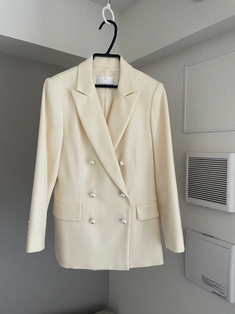 未使用同様　M-PREMIER パールボタンダブルジャケット