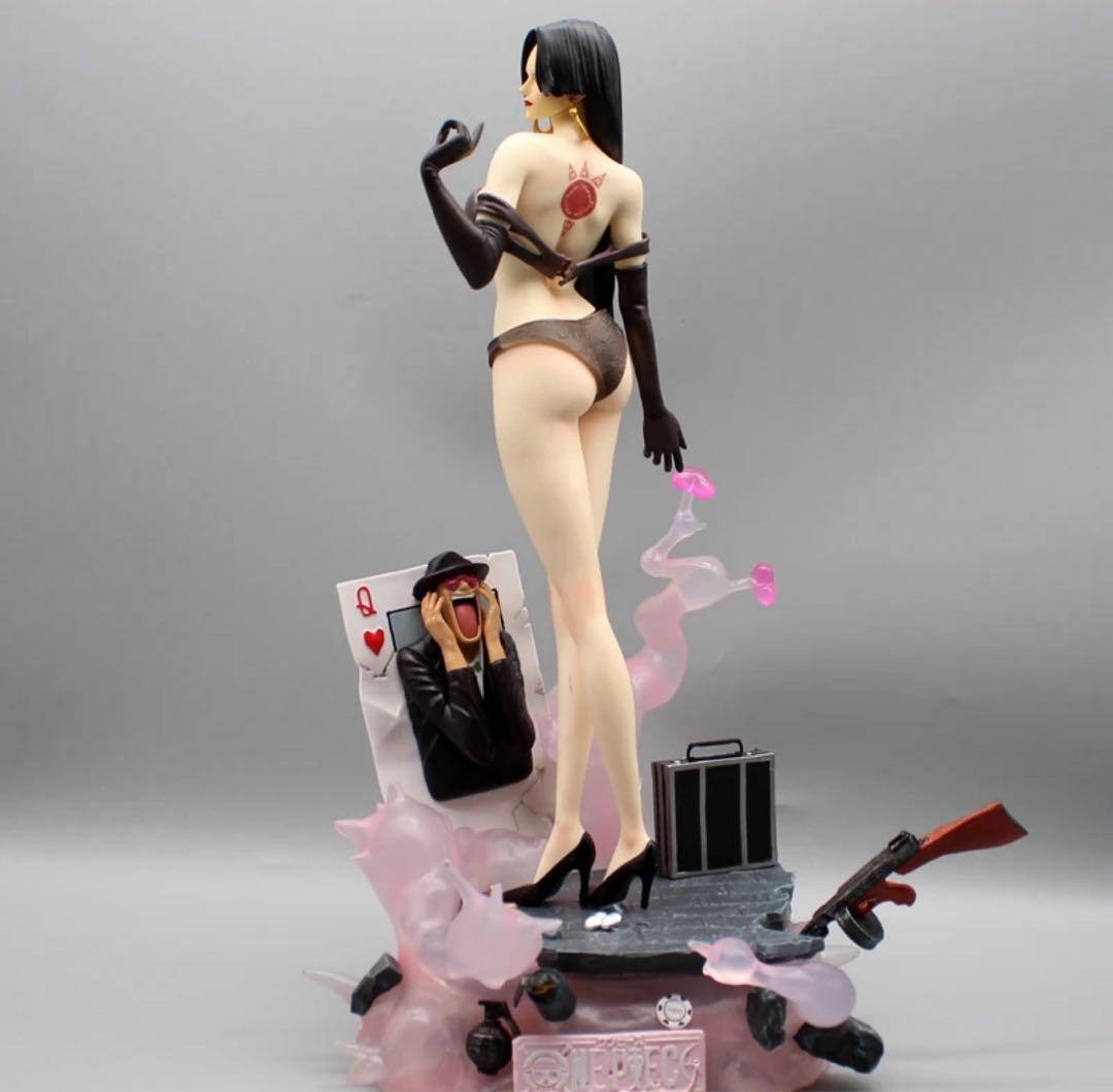 ワンピース ボア・ハンコック フィギュア