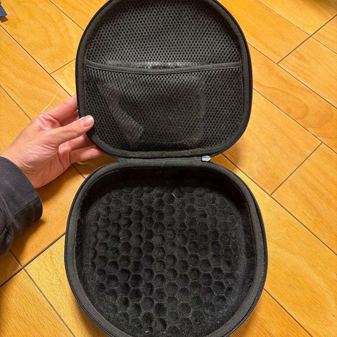 初代 AirPods Max シルバー