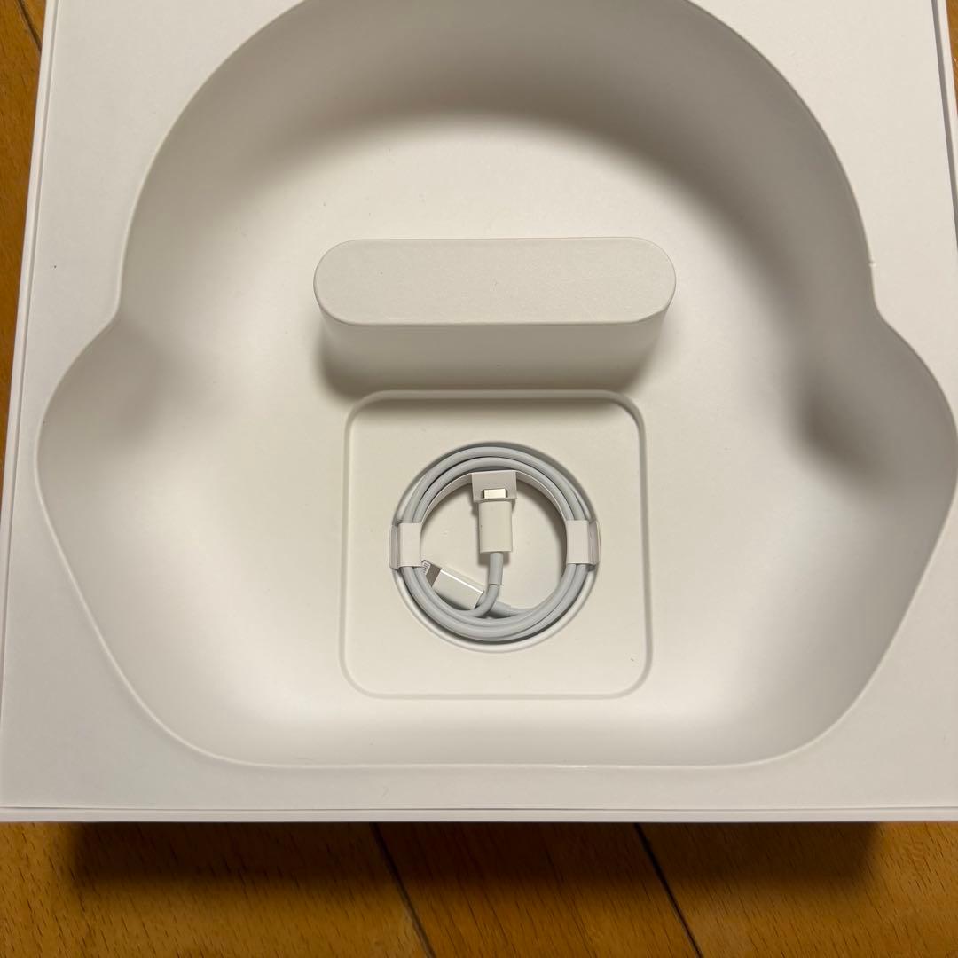 初代 AirPods Max シルバー