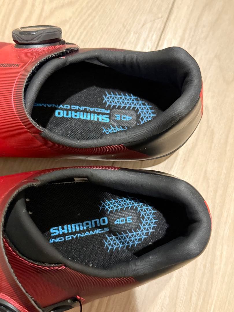 SHIMANO ビンディングシューズ　レッド