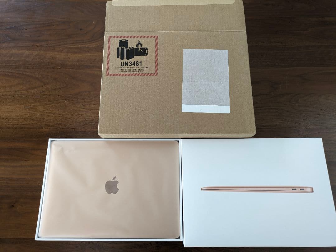 Macbook Air M1 13インチ メモリ8GB SSD256GB