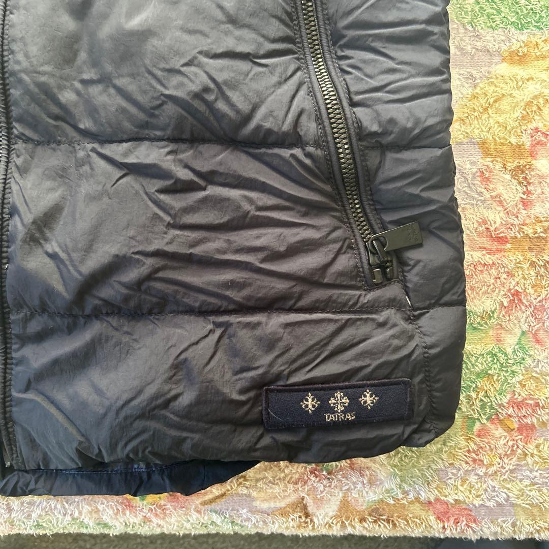 TATRAS フード付きダウンベスト ネイビー