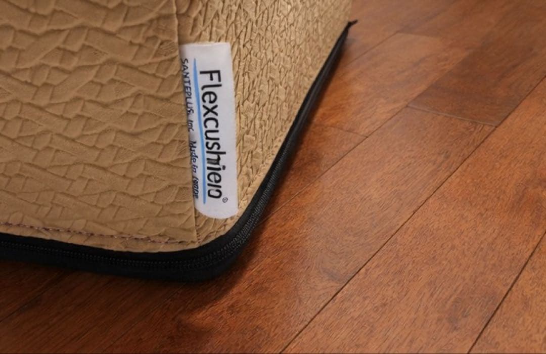 フレックスバレル クッション クジラ型