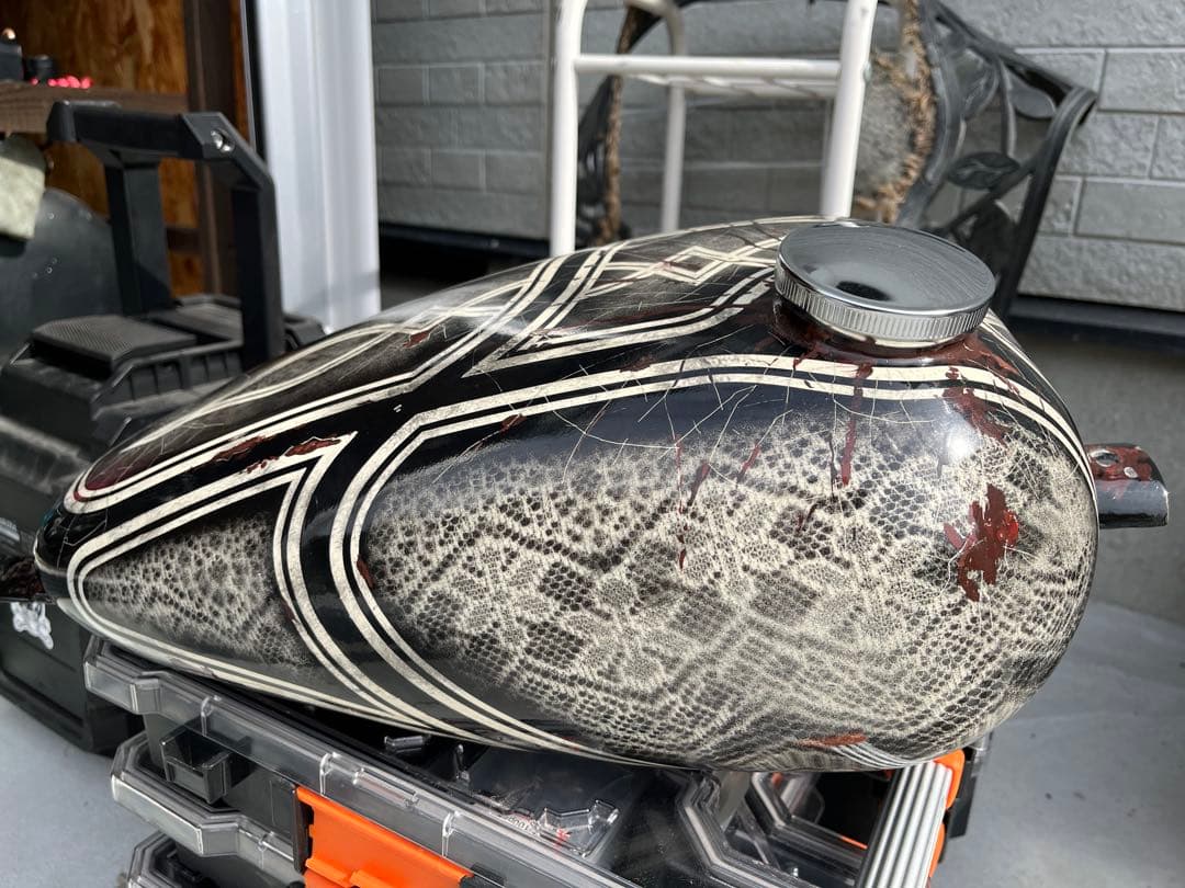 sr400用ピーナッツタンク