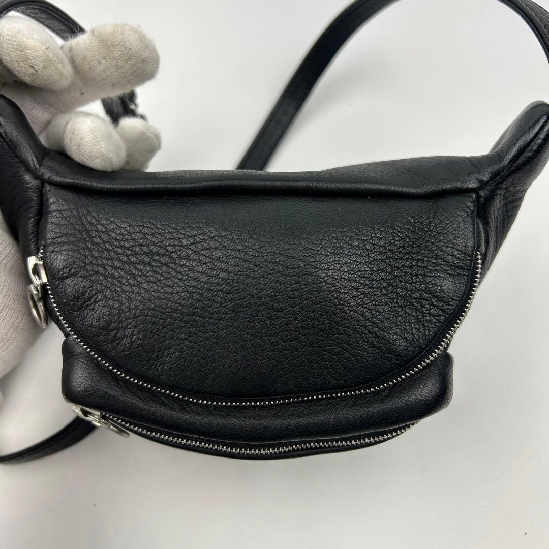 【美品】アエタ　ボディバッグ　ウエストポーチ　S ディアスキン　レザー　ブラック