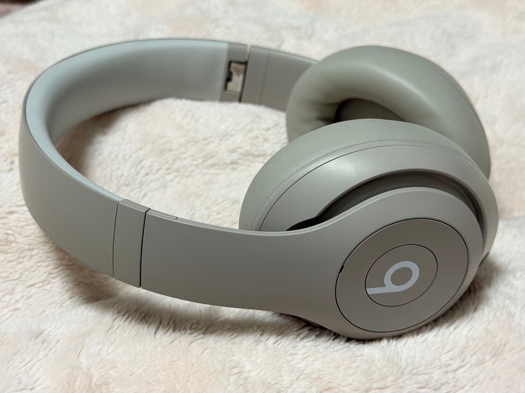 Beats Studio Pro サンドストーン ノイズキャンセリングヘッドホン