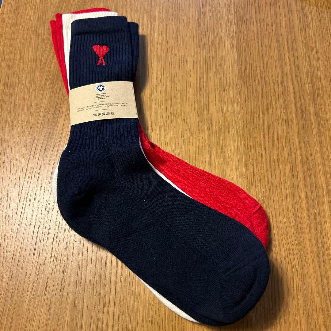 【新品未使用】AMI Paris ハート刺繍メンズソックス 3足 25-29cm