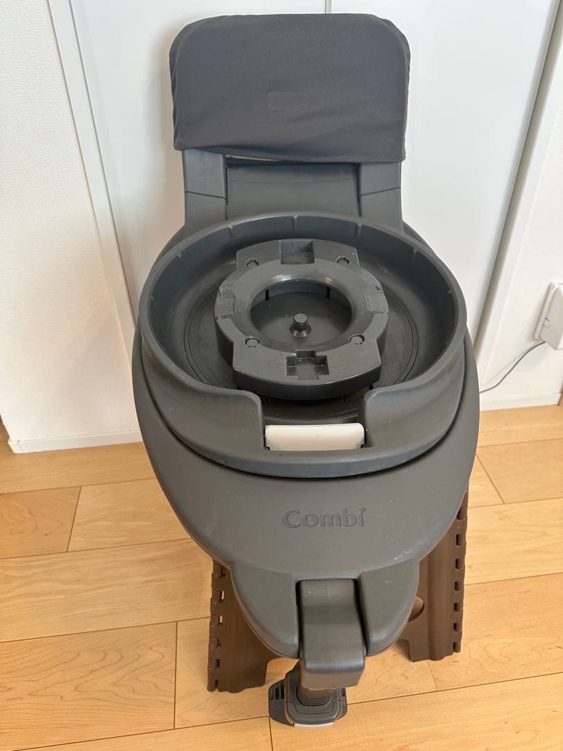 コンビ The S ISOFIX エッグショック ロッタ ZC-690