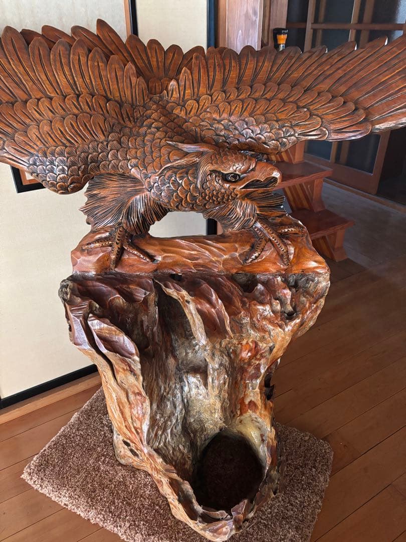 木製鷲の彫刻置物 特大