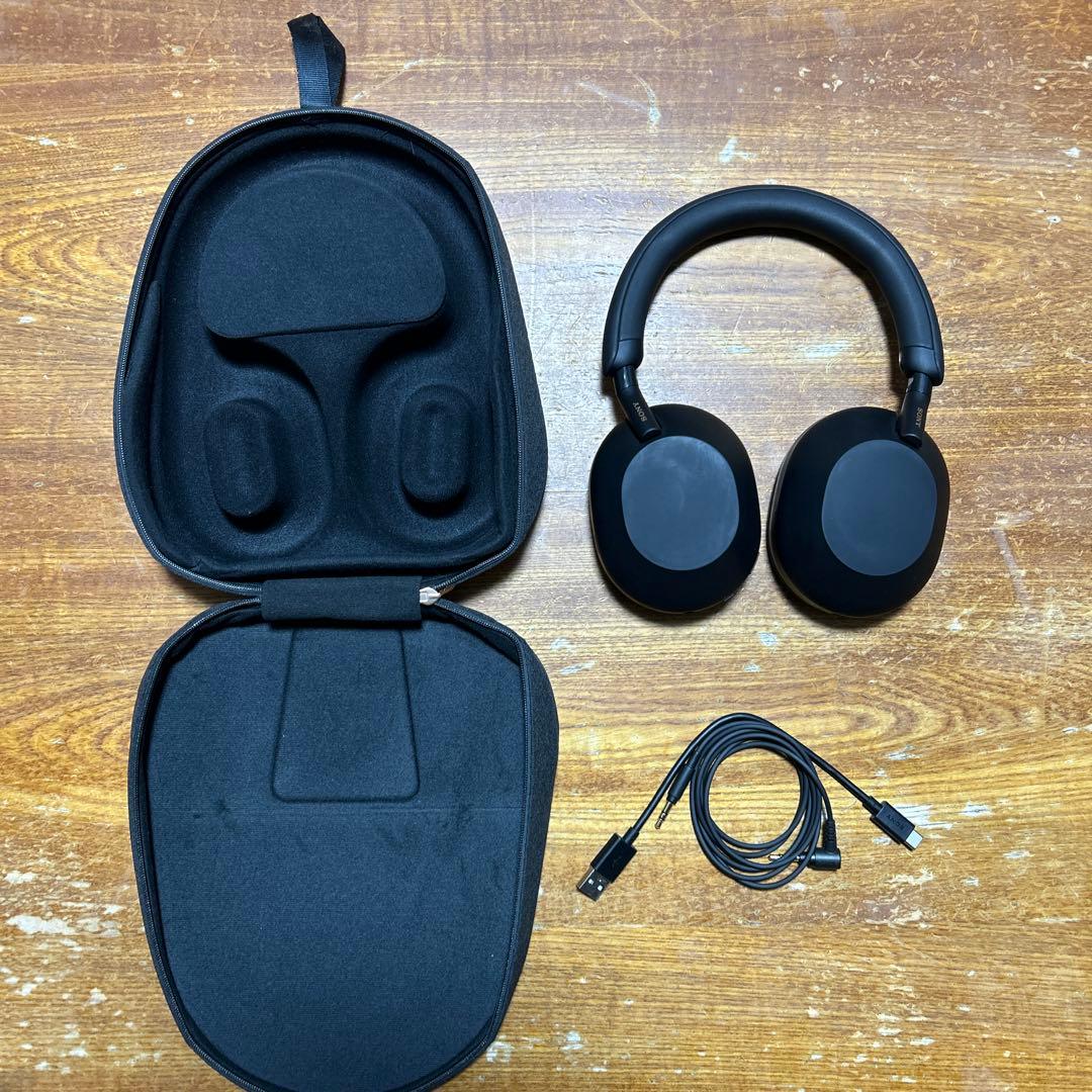 【美品】SONY WH-1000XM5 ブラック（使用頻度低・24年12月購入）