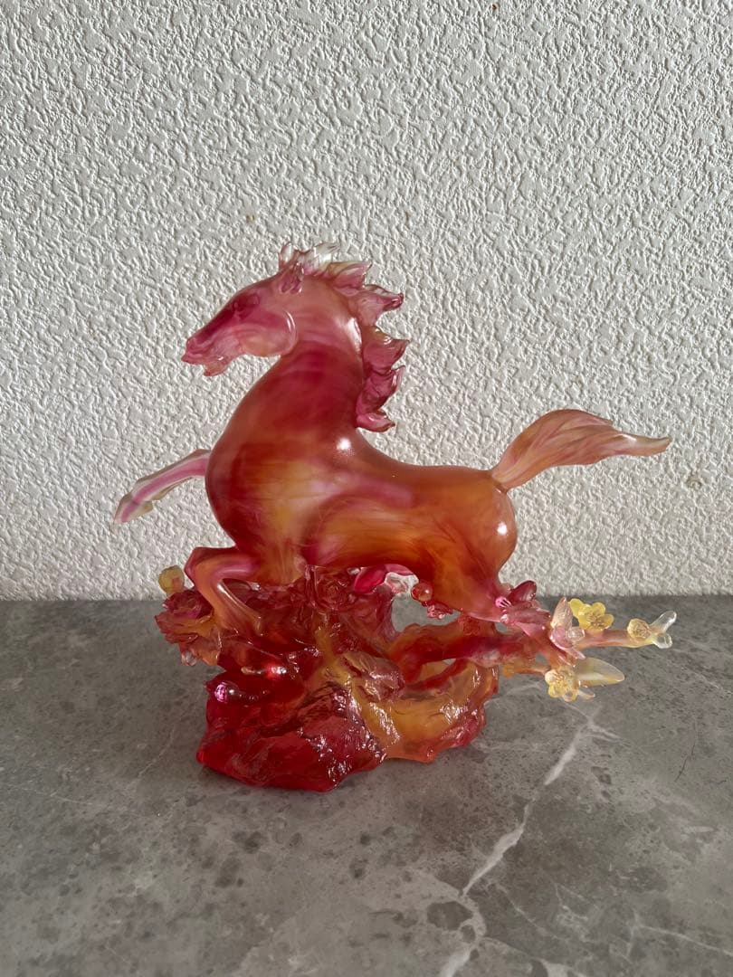 LIULI 琉璃工房 ★ 躍動する吉祥馬のガラス彫刻 ★立身出世 開運 事業成功
