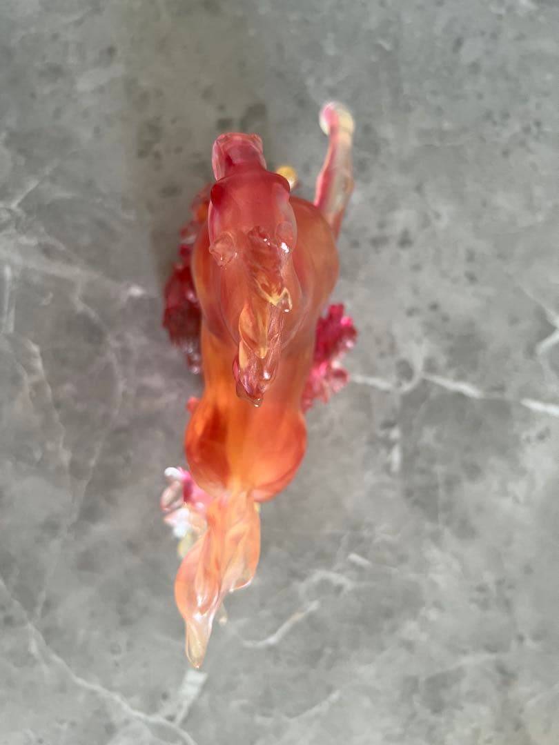 LIULI 琉璃工房 ★ 躍動する吉祥馬のガラス彫刻 ★立身出世 開運 事業成功