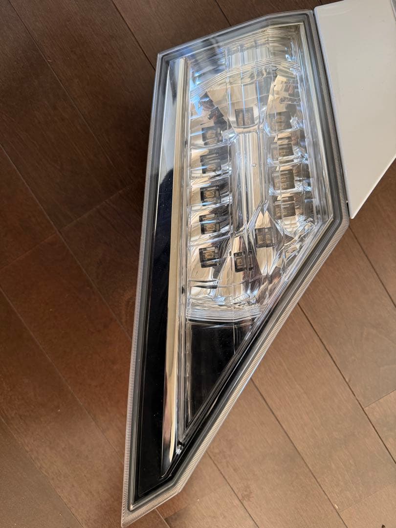 20ヴェルファイア 純正テールランプセット