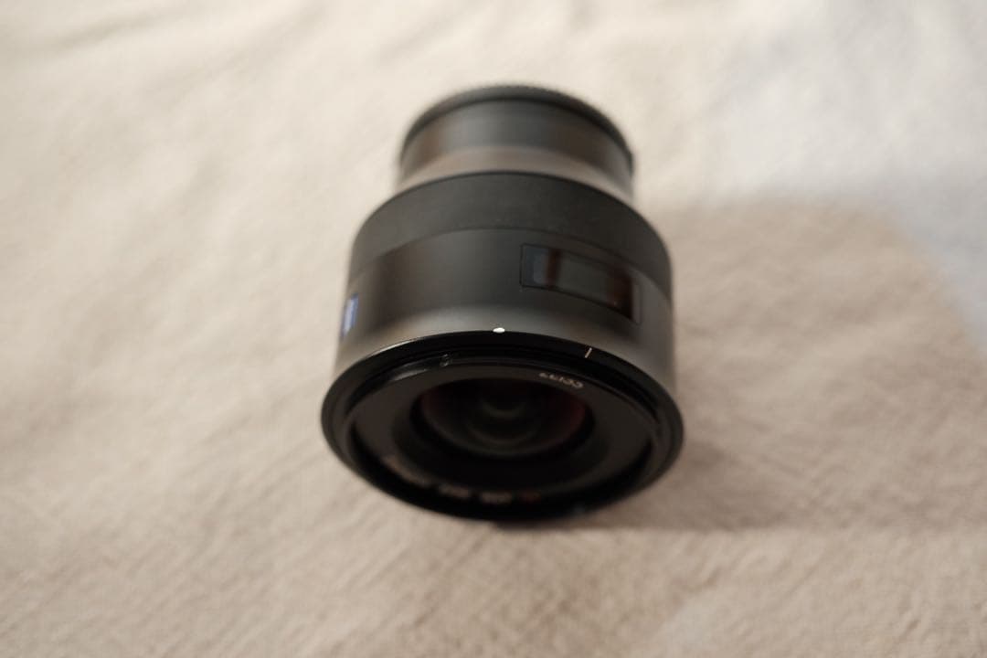 ZEISS Distagon 2/25 Sony Eマウント