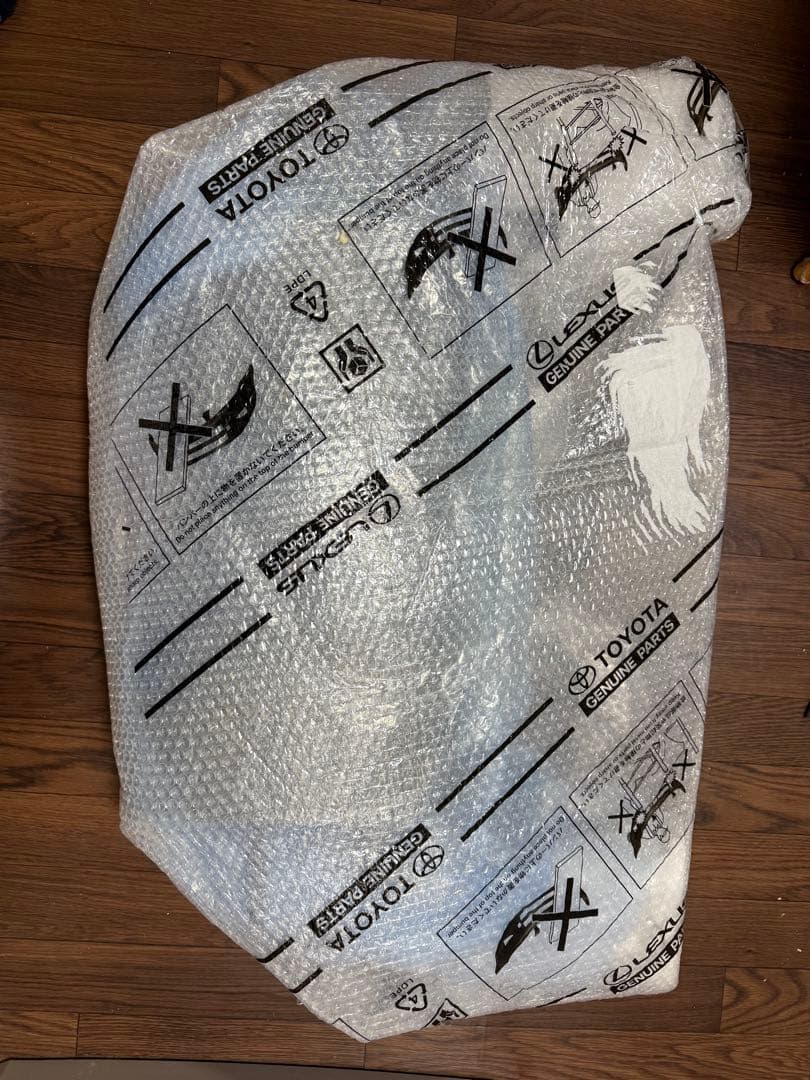 k*k様 レクサスct LEXUSct200h モデリスタ4本出しマフラー