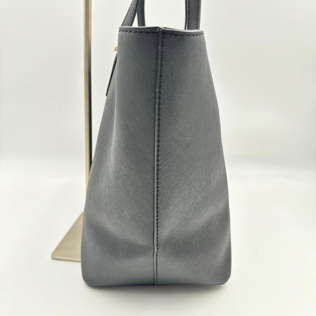 極美品✨kate spade トートバッグ　ブラック　オールレザー　A4収納