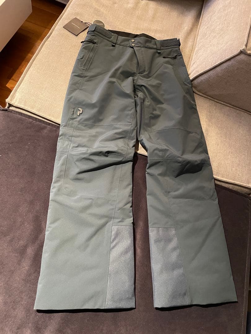 新品未使用　ピークパフォーマンス　マルーン2パンツ　スキーウェア　ボードウェア