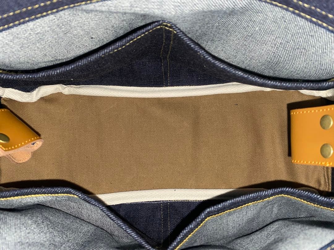 ☆ハンドメイド☆岡山デニム☆黒柴犬☆4wayあおりバッグ