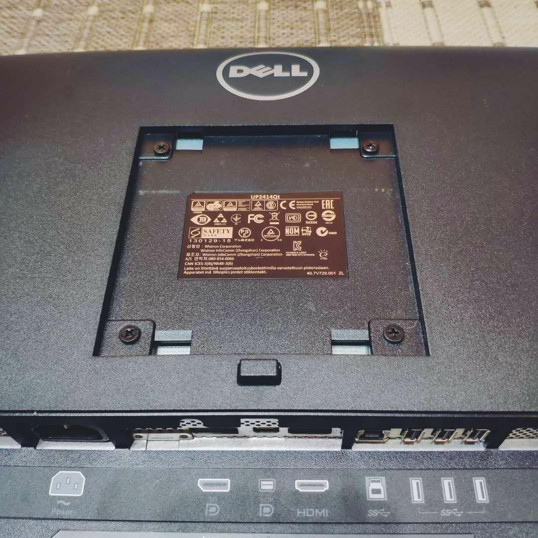 Dell ディスプレイ モニター UP2414Q 23.8インチ/4K/