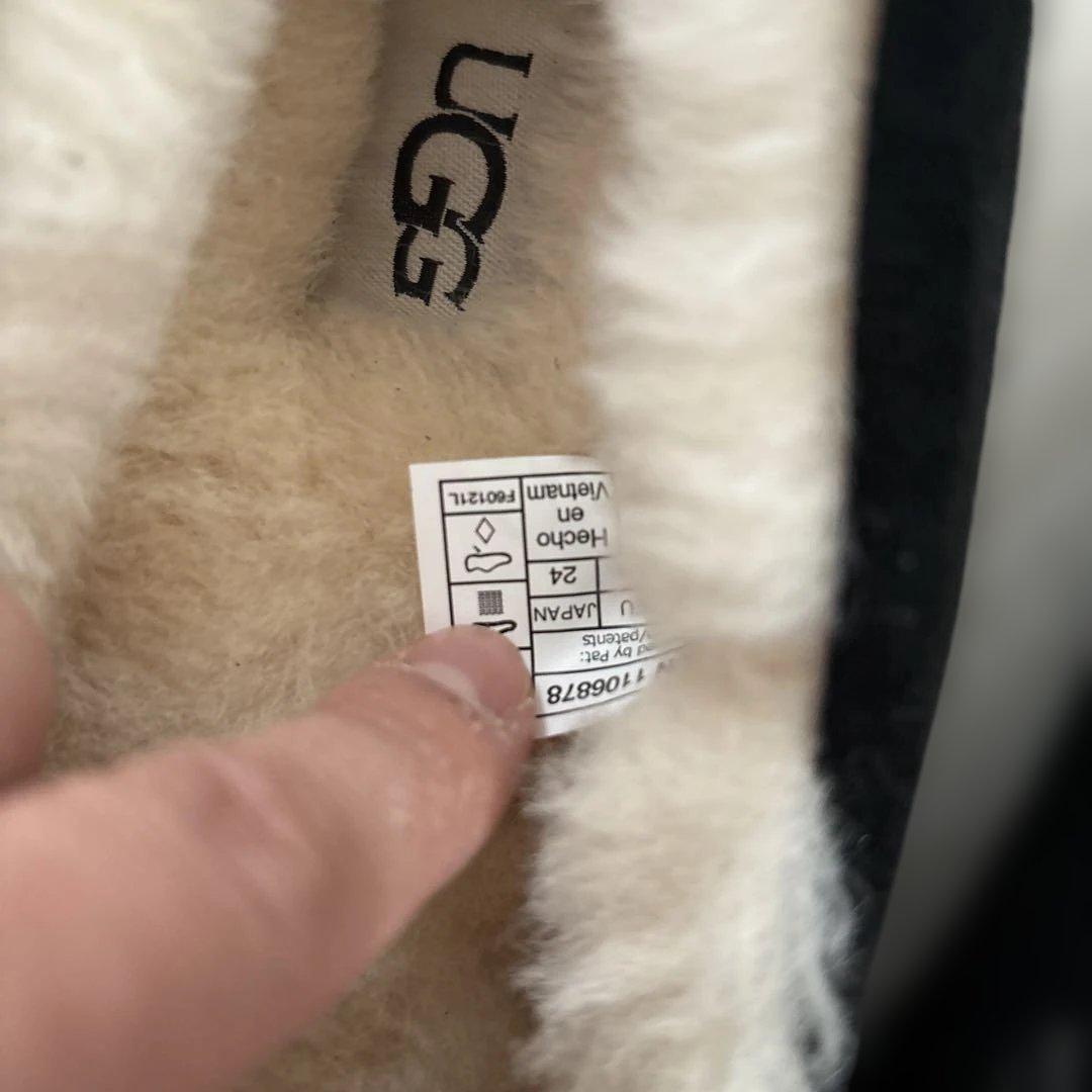 UGG ブラック モカシン 24 アンスレー