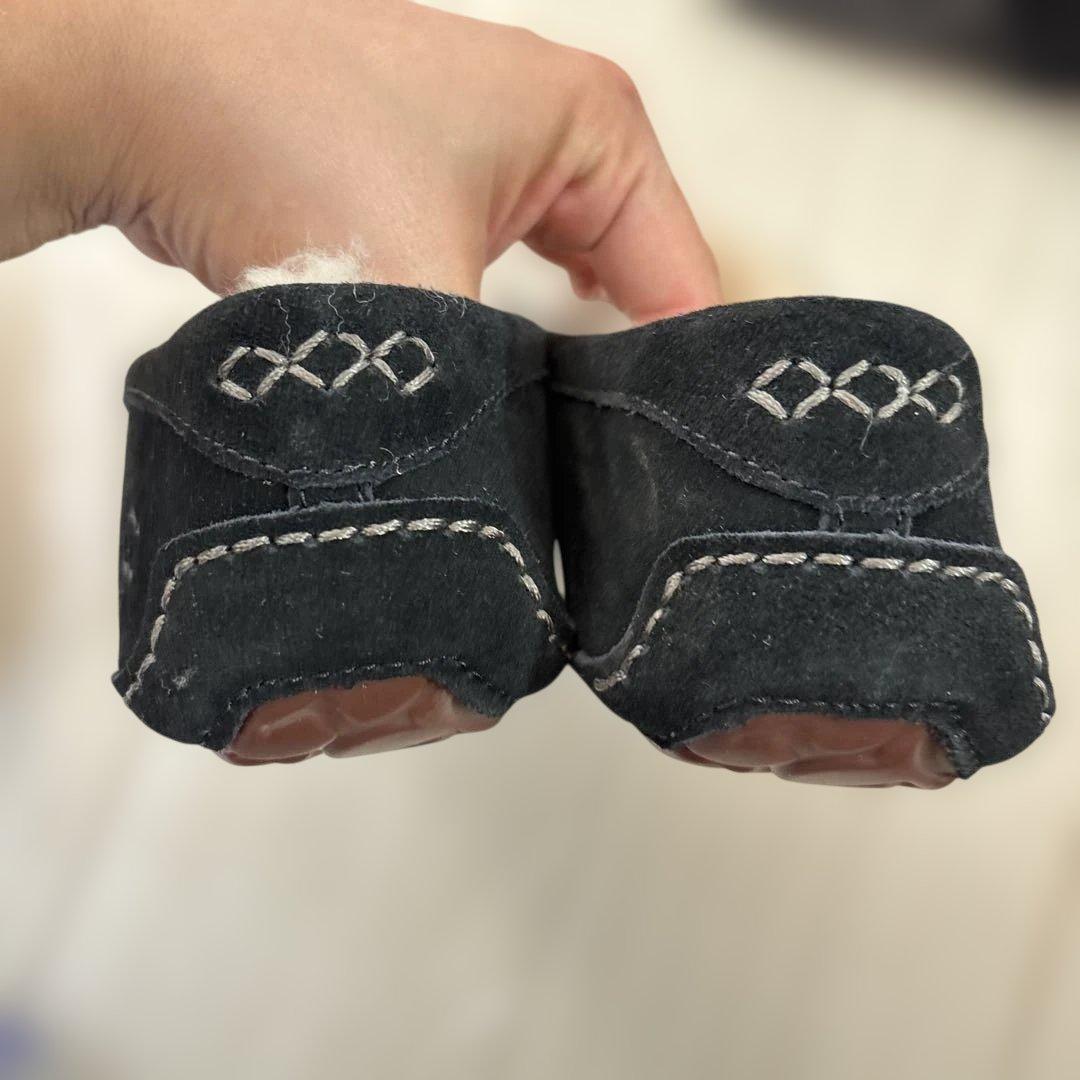 UGG ブラック モカシン 24 アンスレー