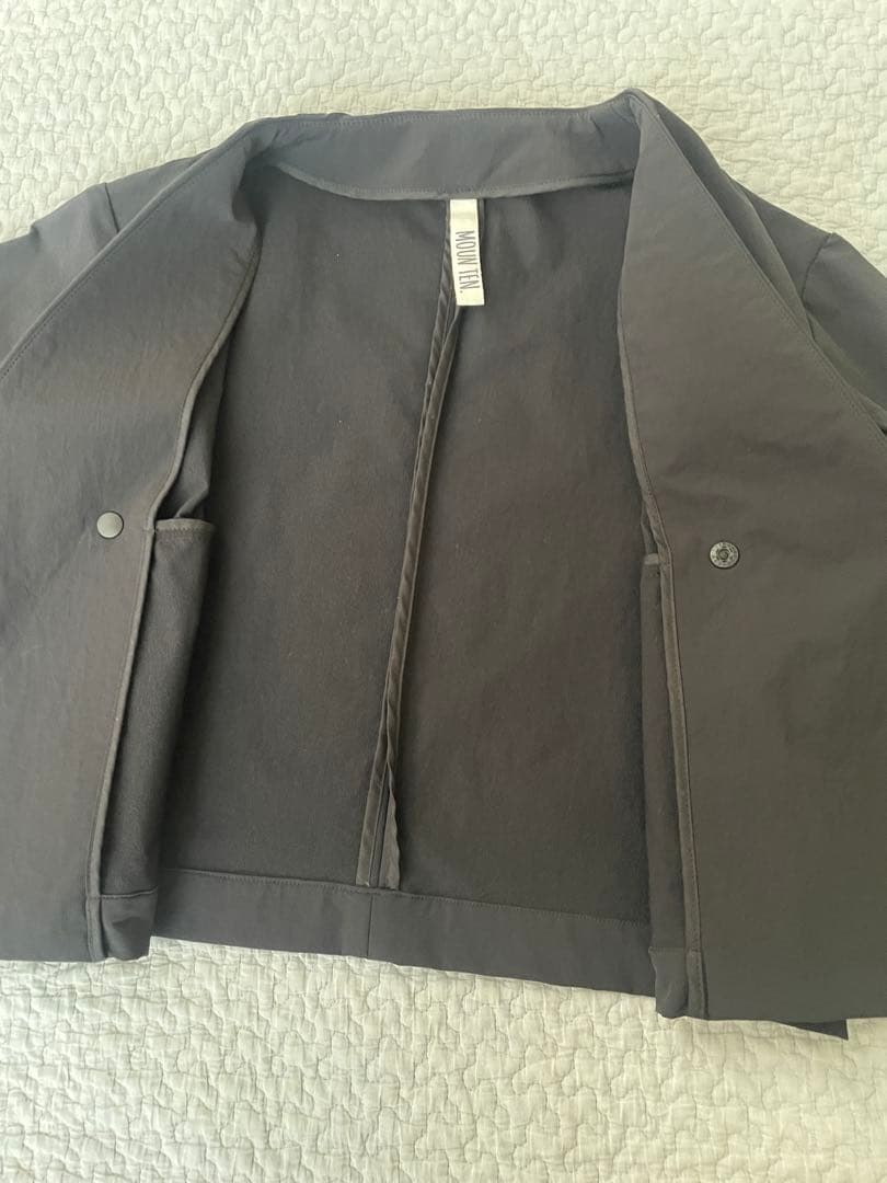 MOUN TEN. ノーカラージャケット　黒　110