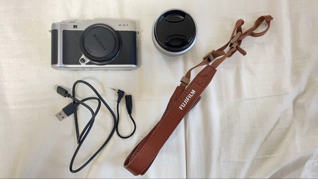 FUJIFILM X-A7 デジタルカメラ