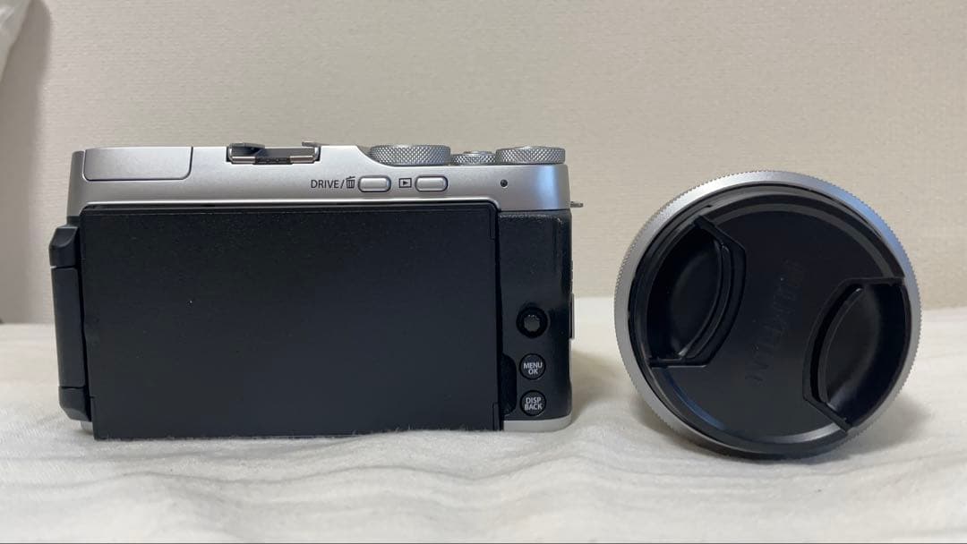 FUJIFILM X-A7 デジタルカメラ