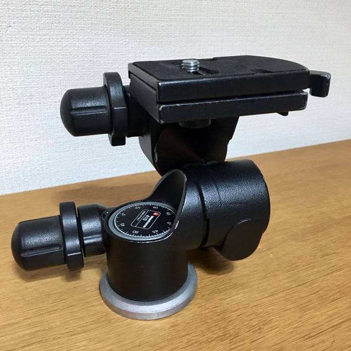 マンフロット Manfrotto 410 ギア 付き ジュニア 雲台